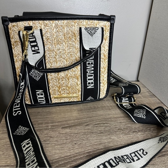 STEVE MADDEN Womens Black Bwebber Straw Satchel Crossbody purse - Picture 6 of 7